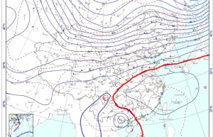 副高异常强大 南北天气乱套了！异常强大的副热带高压影响下，北方雨雨雨连着下，南方热得同期少见