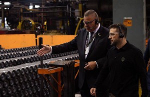 泽连斯基携“胜利计划”赴美：被曝将申请闪电入约，力推西方解禁远程武器