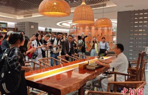 广西千年六堡茶走俏东盟 海外“圈粉”焕生机