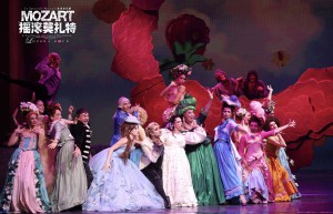 法语原版音乐剧《摇滚莫扎特》国庆假期亮相成都